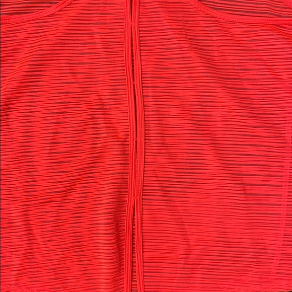 Strappy open slits in back v neck tank top - Picture 8 of 13